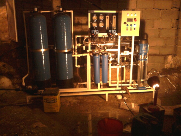 مرغداری آقای رادفر 